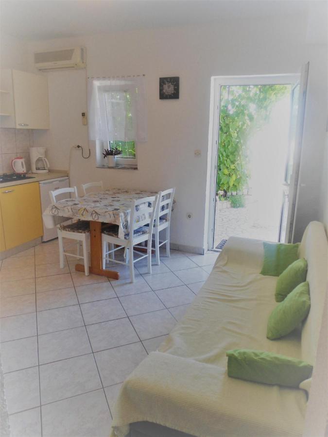 Guest House Pamela Senj  Luaran gambar