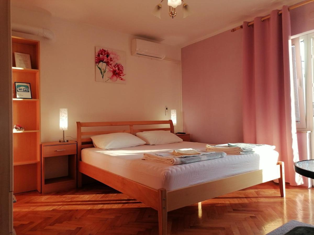 Guest House Pamela Senj  Luaran gambar