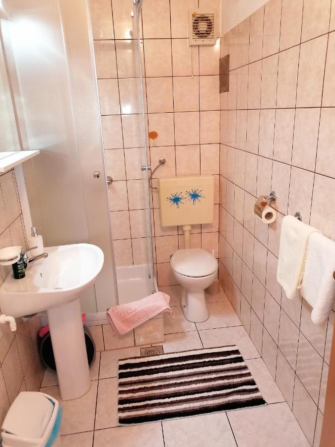 Guest House Pamela Senj  Luaran gambar