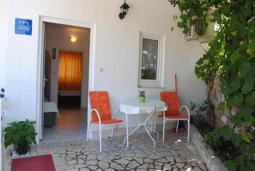 Guest House Pamela Senj  Luaran gambar